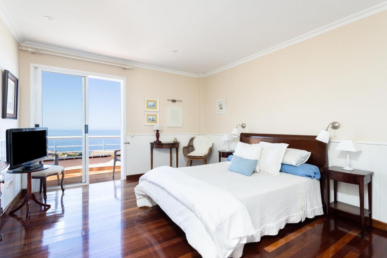 Villa Home2book Stunning Raquel, Pool & View