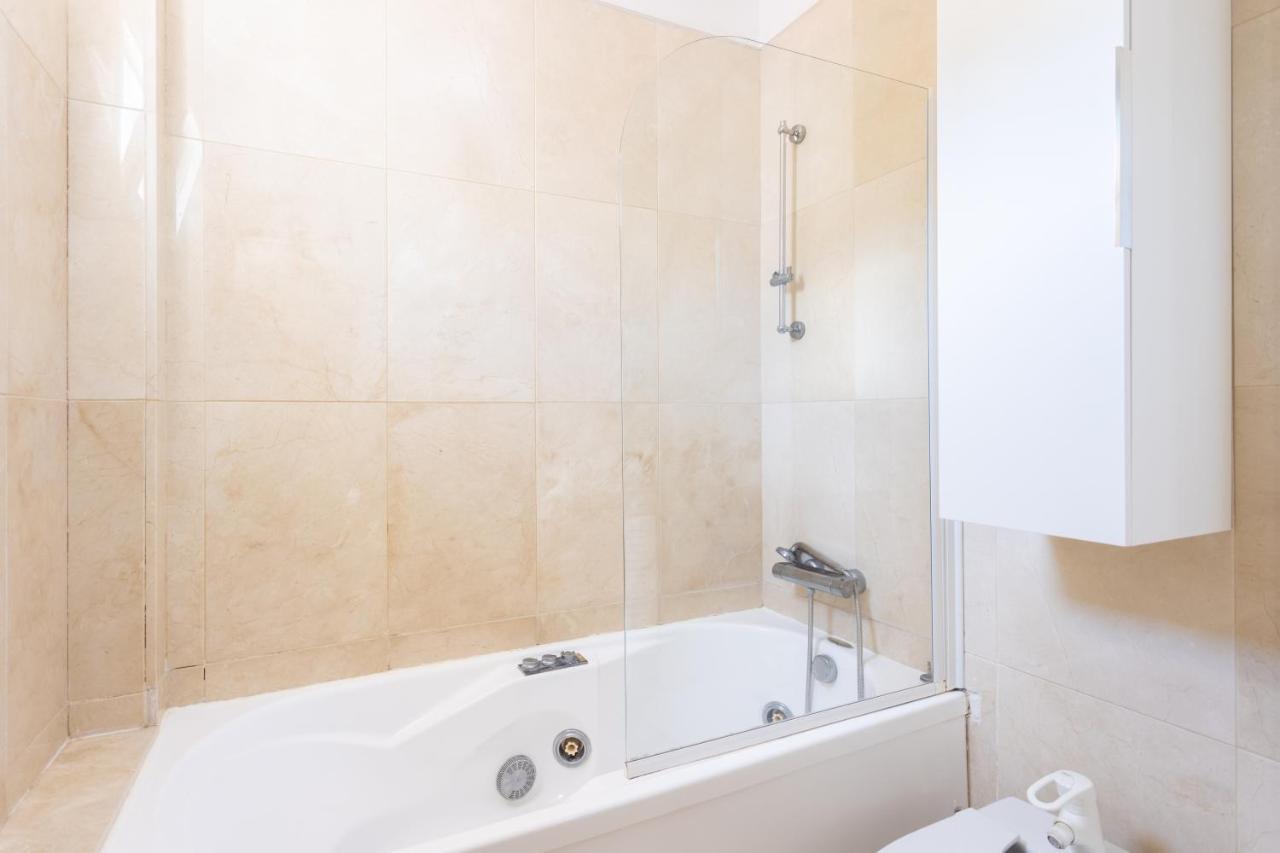 Villa Home2book Stunning Raquel, Pool & View