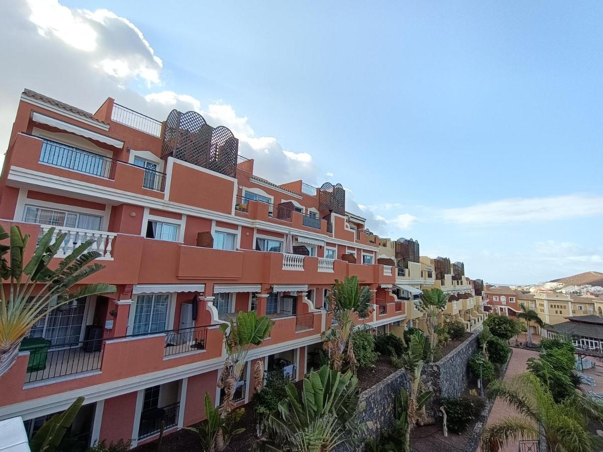 Granada Park S01b