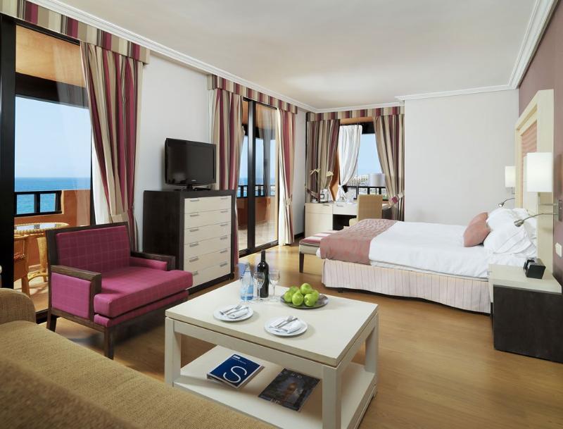 H10 Palace Hotel 4*