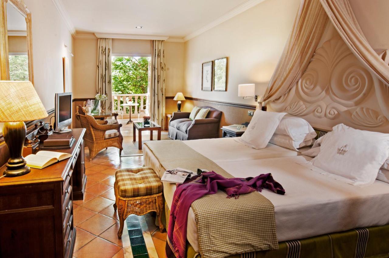 Bahia Del Duque 5*