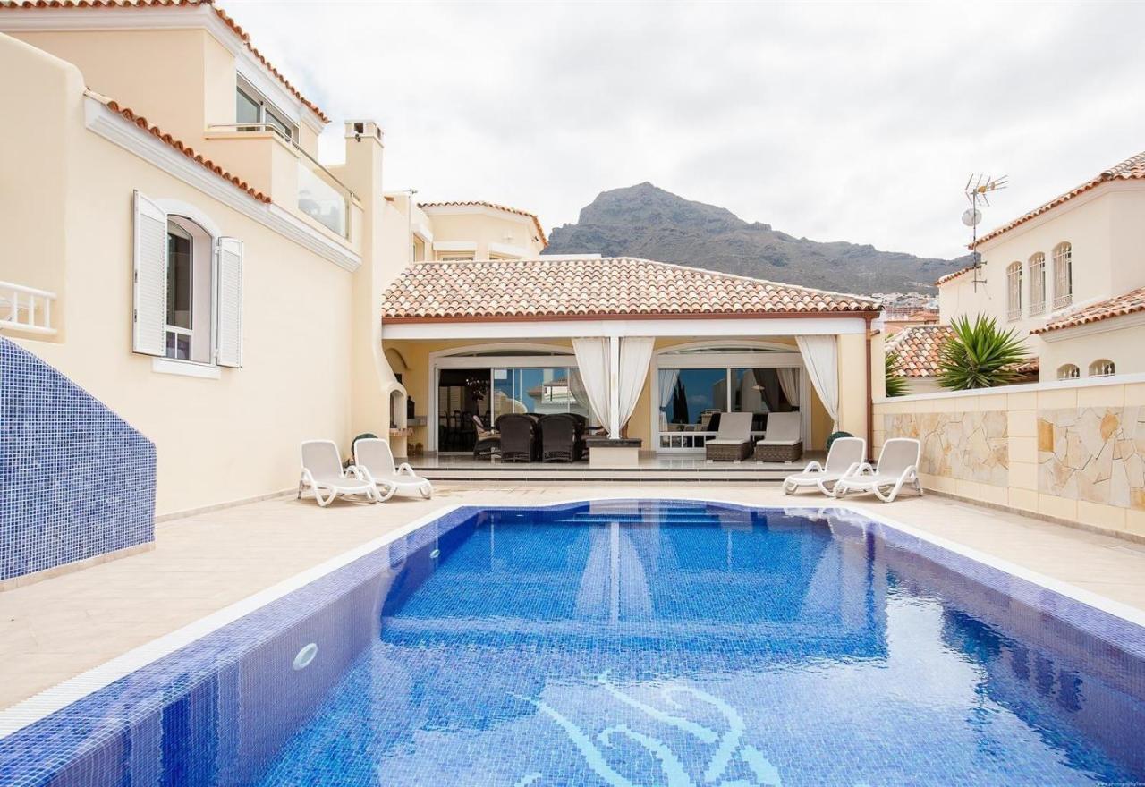 Romano Villa *