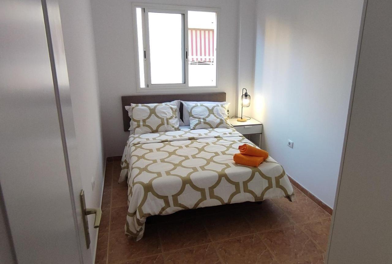 Casa Roberto Candelaria,parking,air,wifi Apartment *