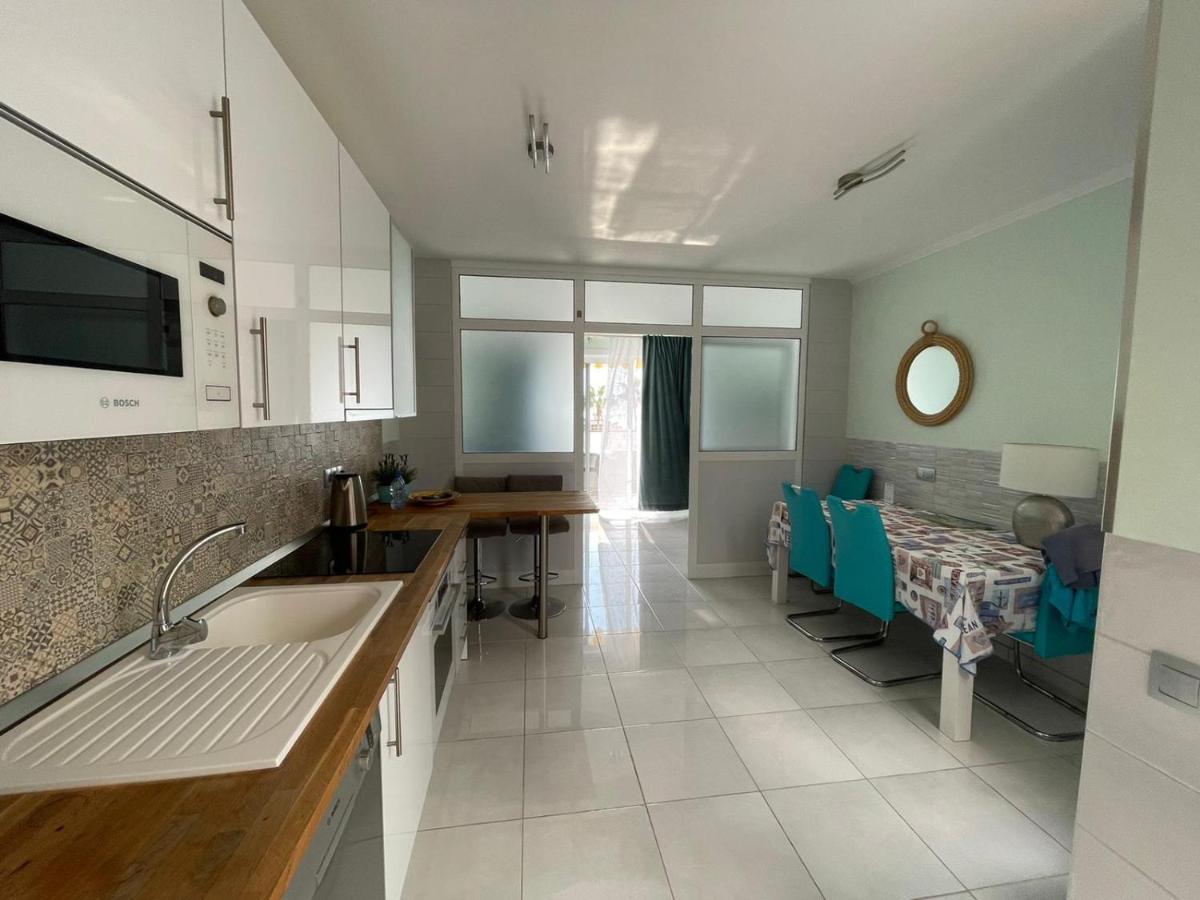 Island Village With Panoramic View Apartamento