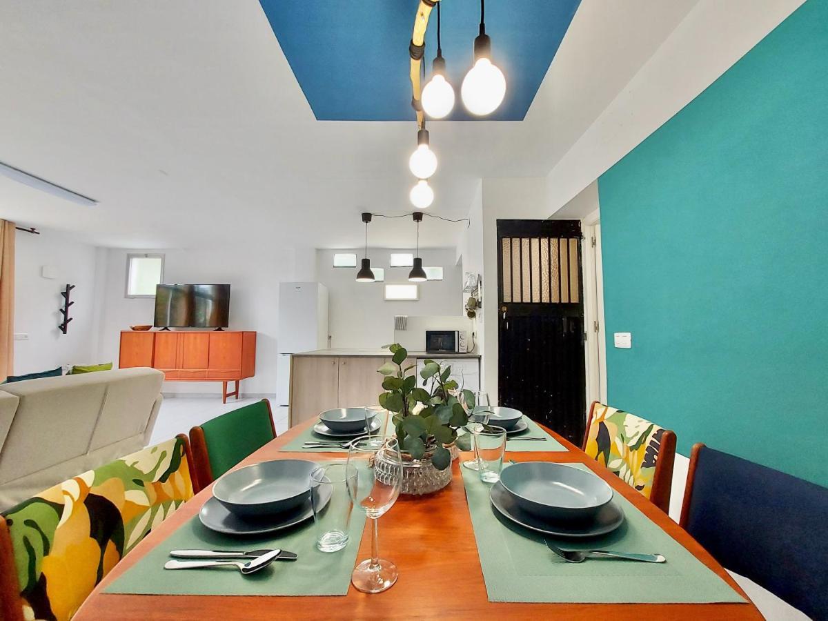 Casa Ana Con Pequeno Jardin Apartment *
