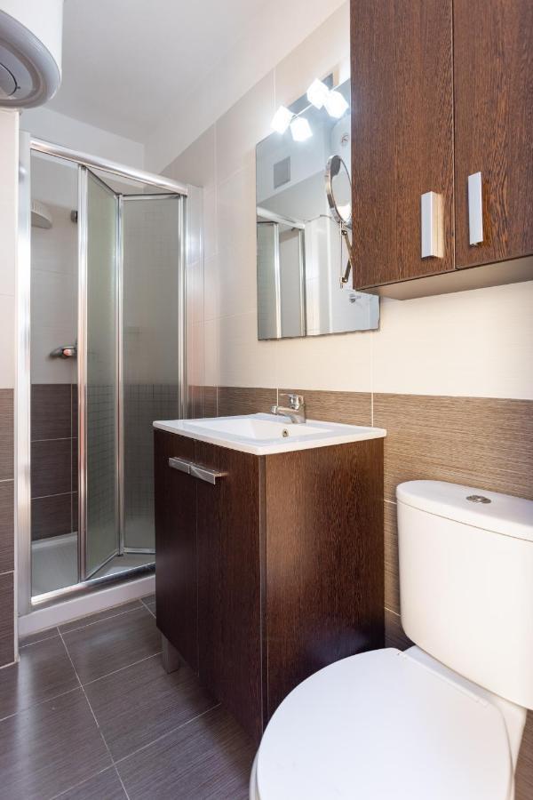 Home2book Beachfront Apartamento
