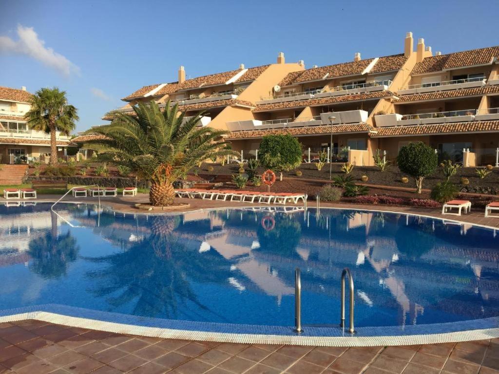 Deluxe Apt. 110qm+terrasse 60qm Pool Wifi Golf Yachthafen *