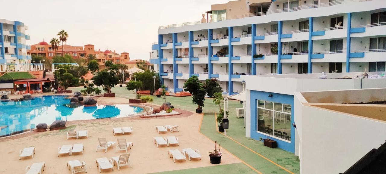 Tropical Green Park - Piscina - Parking - Edificio La Corbeta * San Miguel de Abona