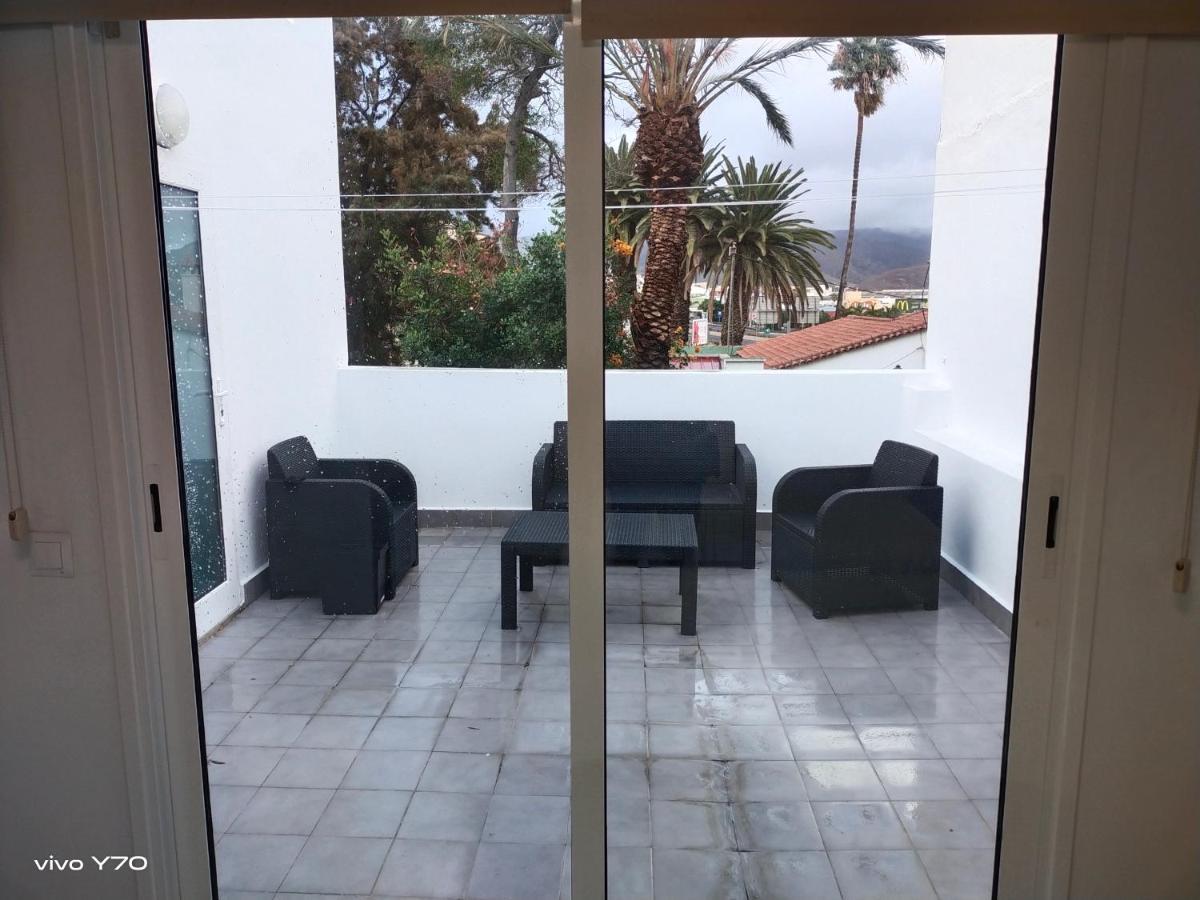 Open-atico Apartment