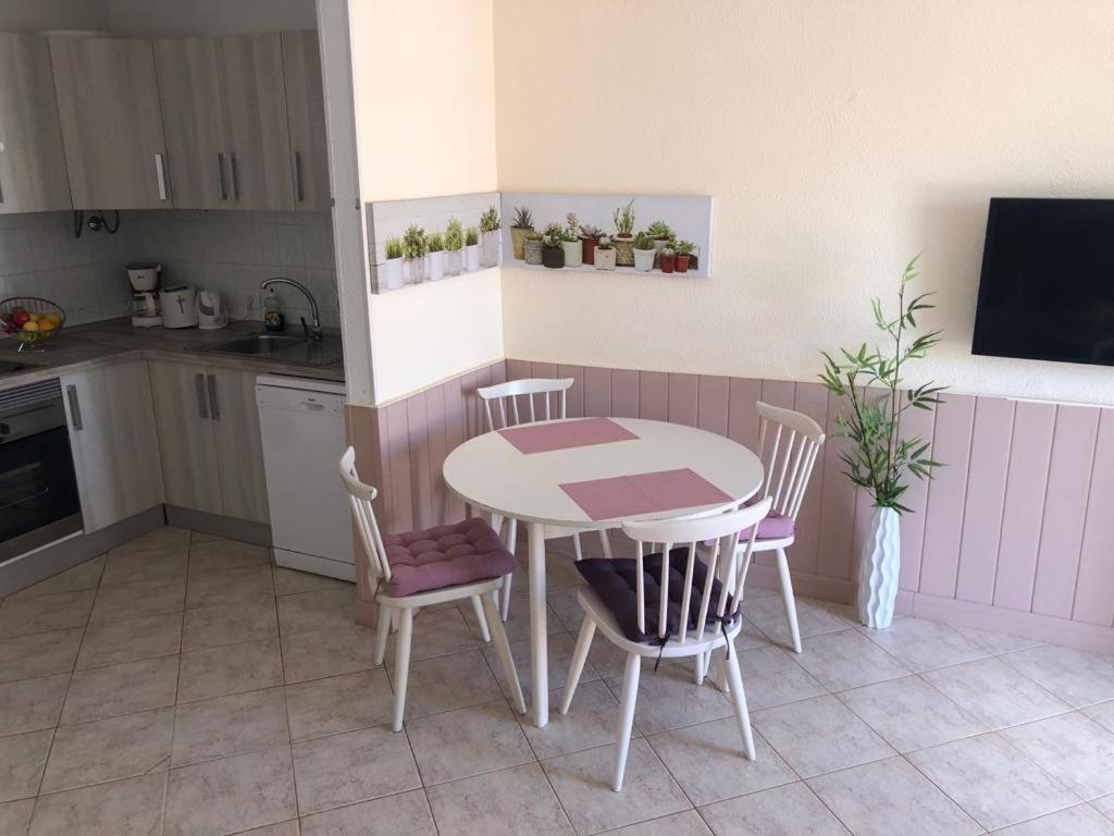 Apartment Tenerife With Impressive Pool 136 Costa Del Silencio
