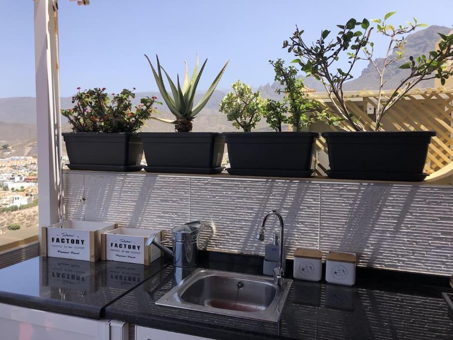 Apartment Con Impresionantes Vistas Y Piscina Costa Adeje (Tenerife)