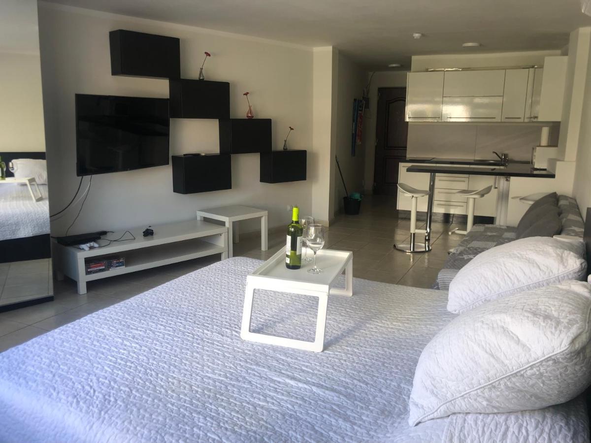 Cristianos Apartment