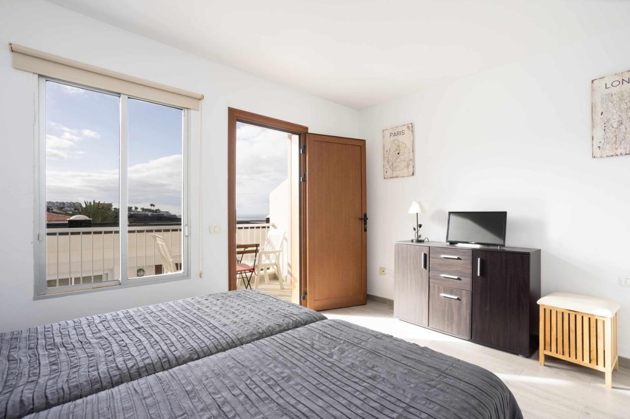 Apartment Duplex Con Piscina Junto Al Mar