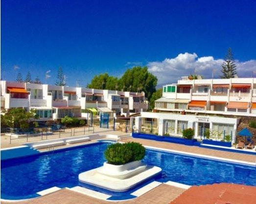 With A Canarian Atmosphere In The South Apartment *
