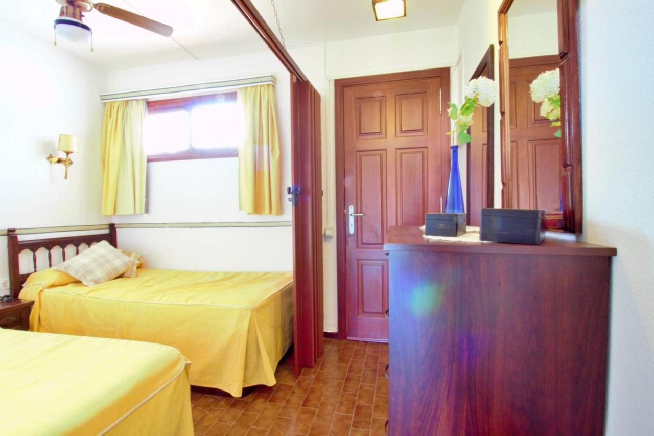 With A Canarian Atmosphere In The South Apartment