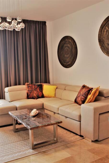 Wonderful Ocean View Townhouse! Ac! Paking! Pa01 Apartamento *