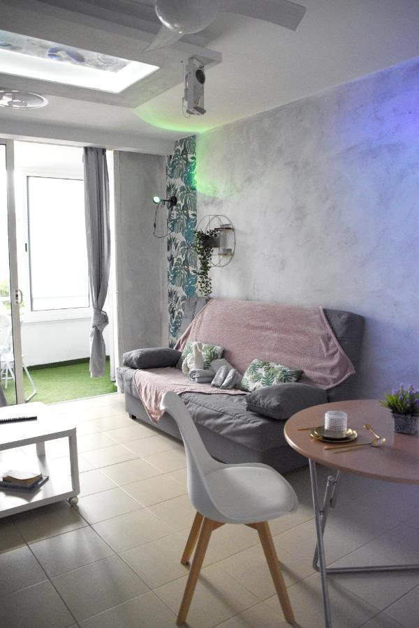 Apartamento Tropical Green Park - Piscina - Parking - Edificio La Corbeta *