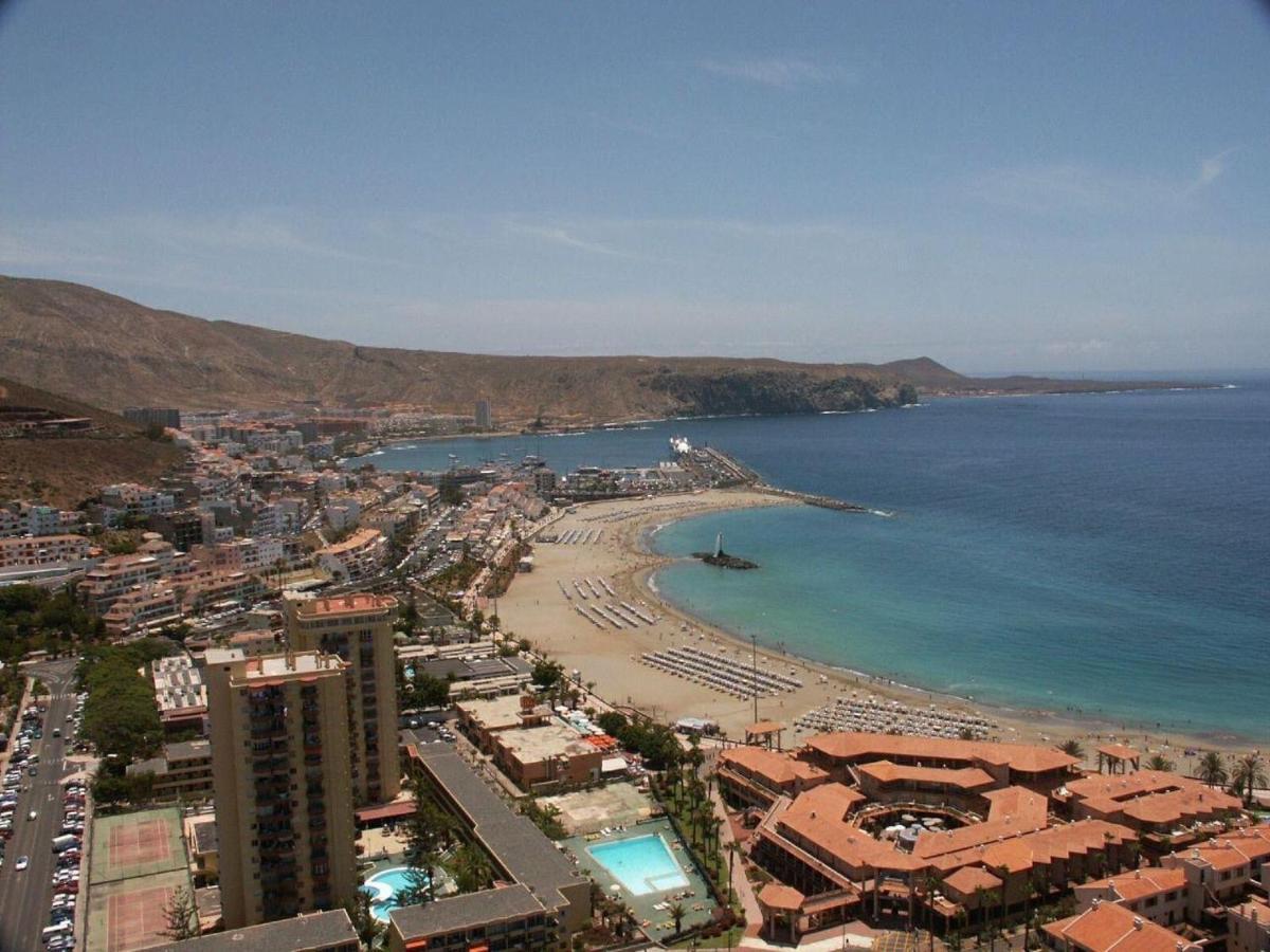 El Carmen - Lovely - Cristianos *