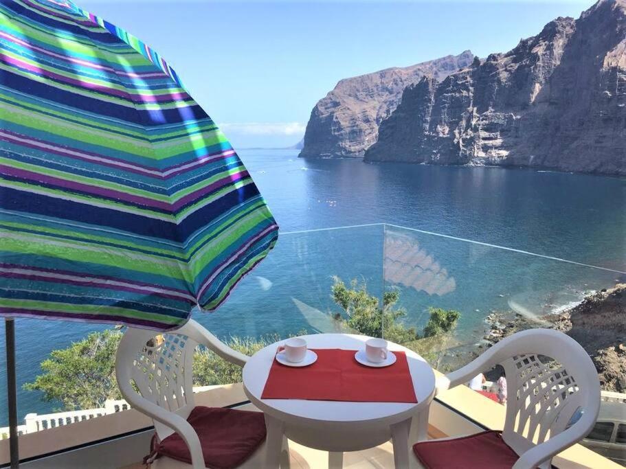 Apartment Incleibles Vistas Al Oceano Y Piscina. Acantilado de los Gigantes