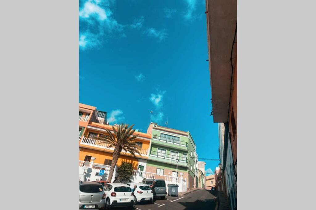 Large 90m2 Canary Apartment, View, Location ! Appartement *