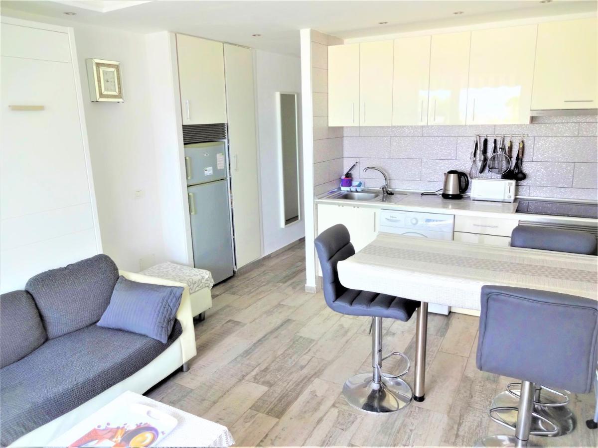 Apartment Sunset With Sea View And Free Wifi In The Heart Of Americas