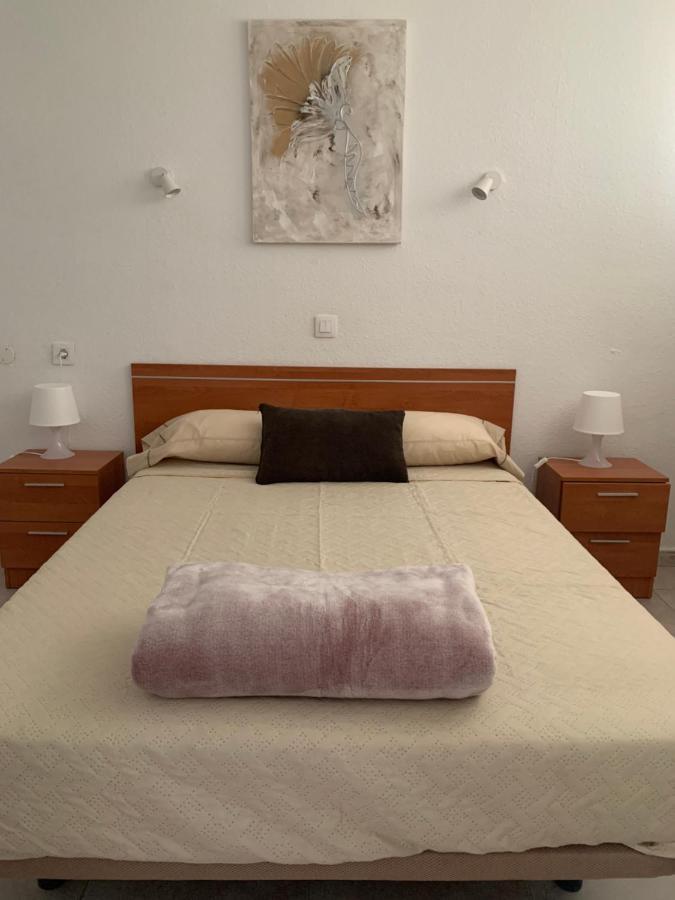 Comodoro, Situado En Frente Del Mar Apartamento Los Cristianos (Tenerife)
