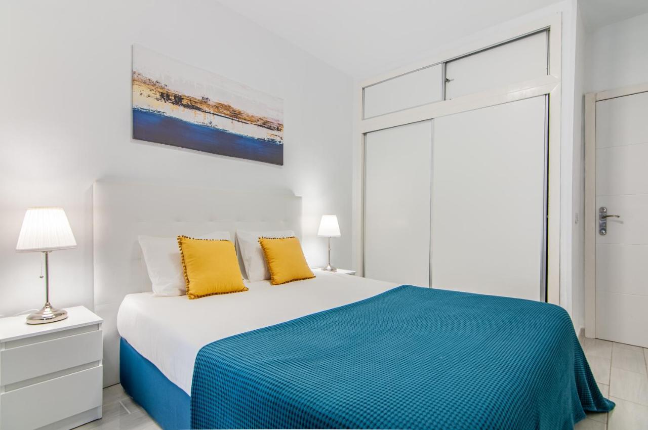 2 Bedroom Playa De Americas Apartment