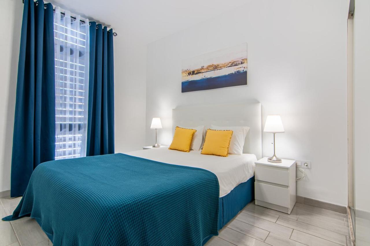 2 Bedroom Playa De Americas