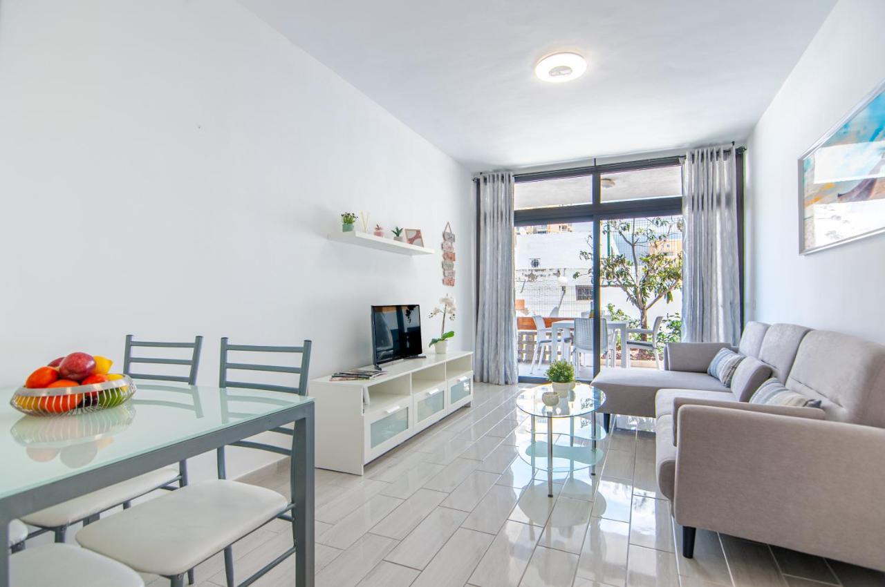 2 Bedroom Playa De Americas Playa de las Americas (Tenerife)
