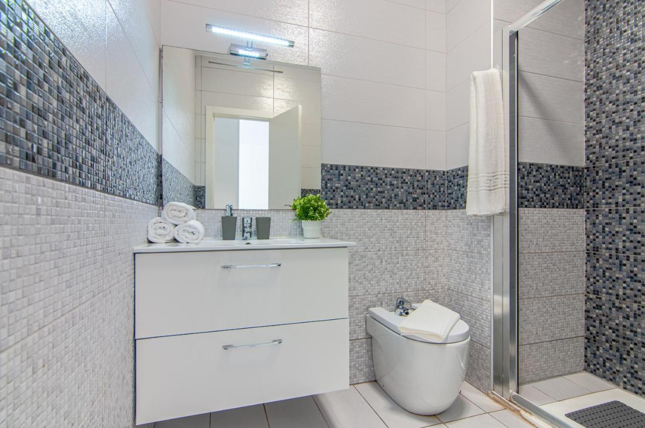 2 Bedroom Playa De Americas * Playa de las Americas (Tenerife)