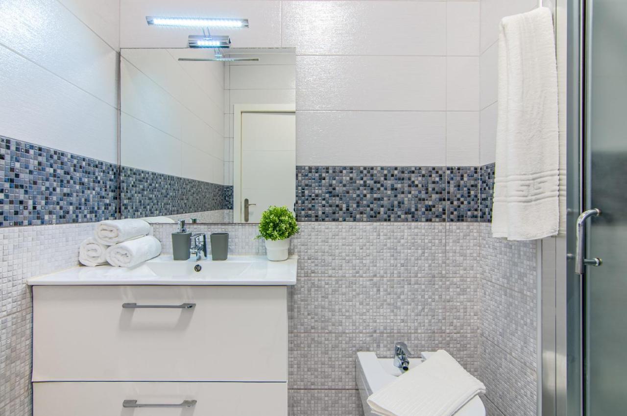 2 Bedroom Playa De Americas * Playa de las Americas (Tenerife)