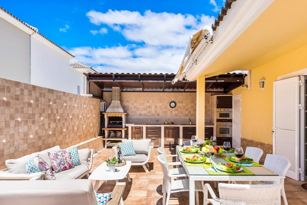 Villa Beautiful Anna With Heated Pool *