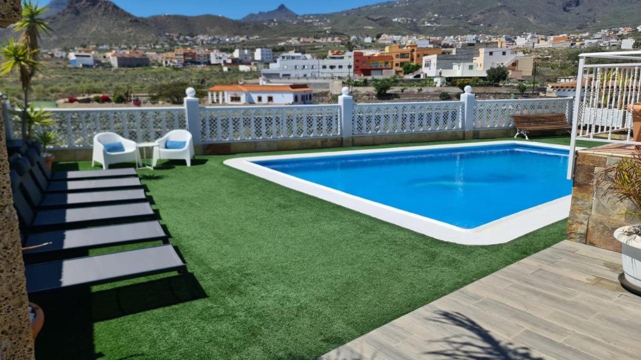 Gaelca Villa *