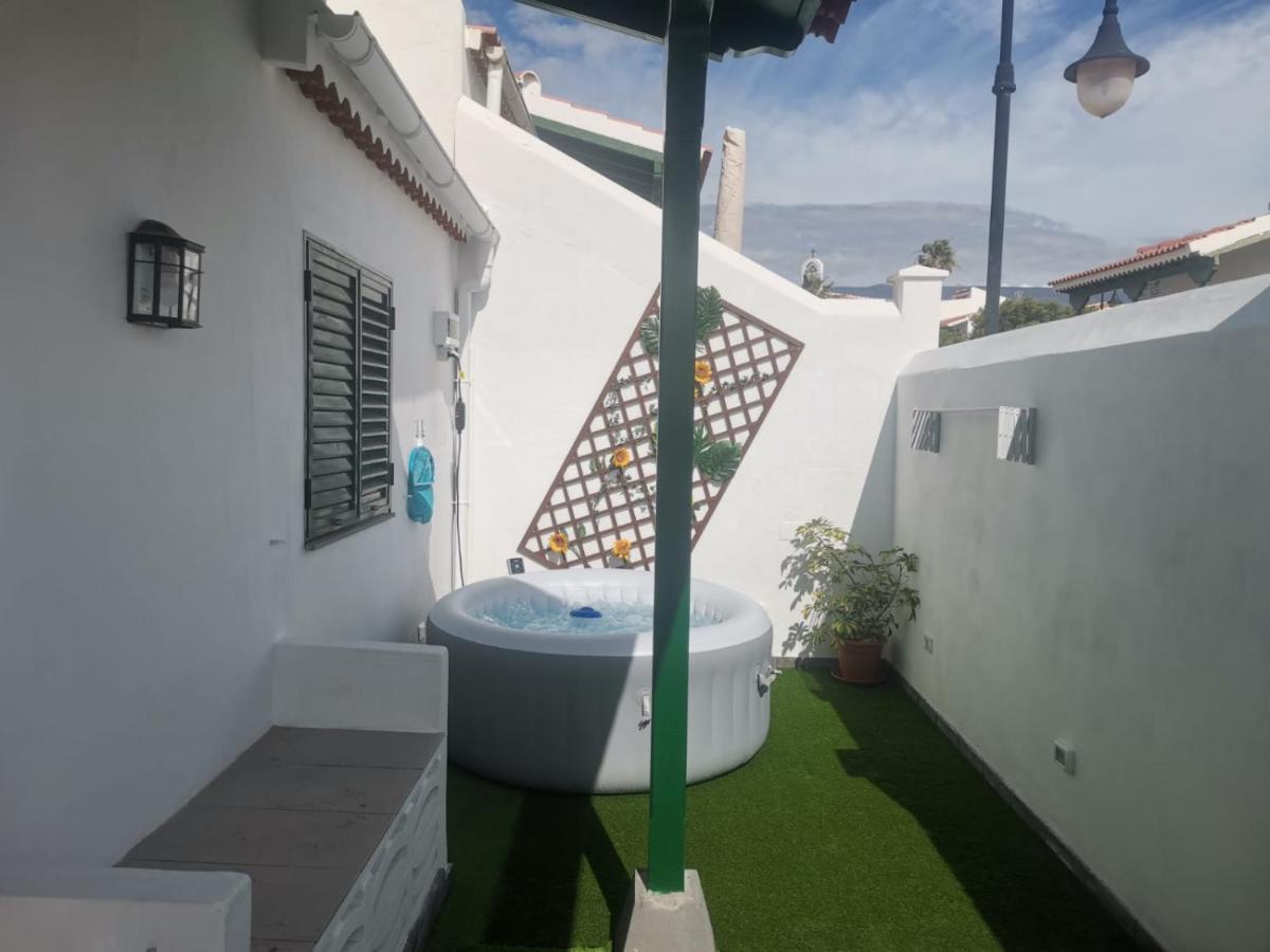 Con Jacuzzi Climatizado, Barbacoa Y Cerca De La Playa Hébergement de vacances Abades (Tenerife)