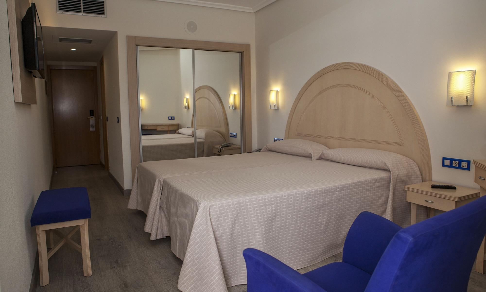 Alexandre Troya Hotel