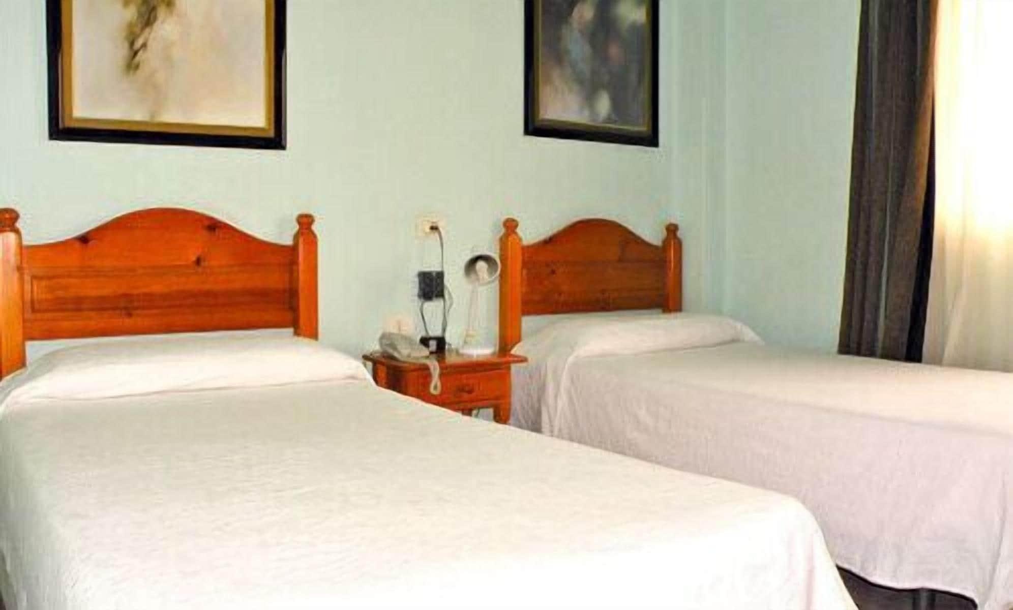 Hotel Tanausu 3*