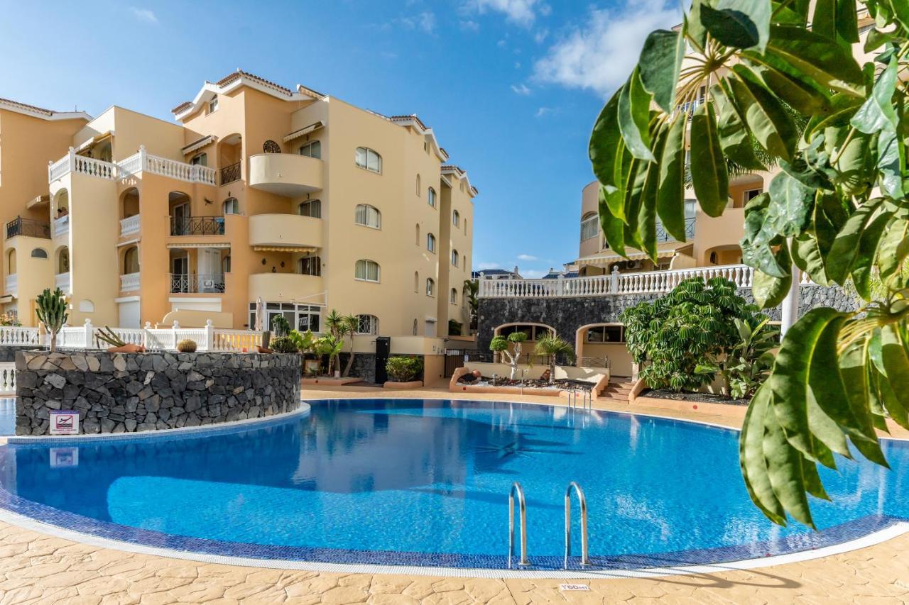Tropical Apartment *