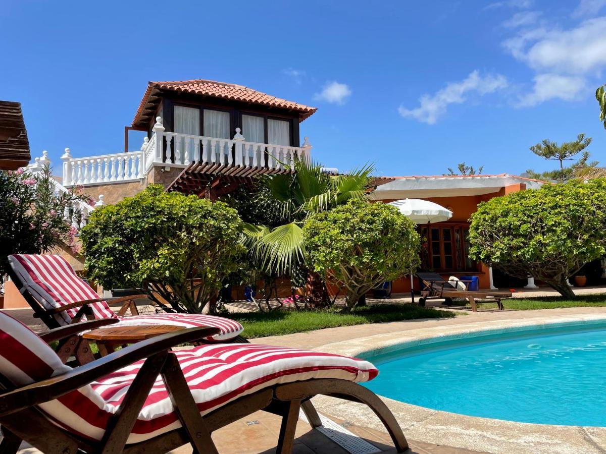 Luxury Gigantes