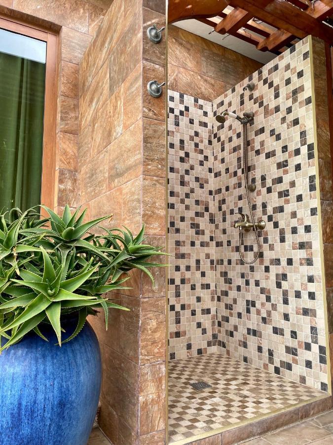 Luxury Gigantes Villa *