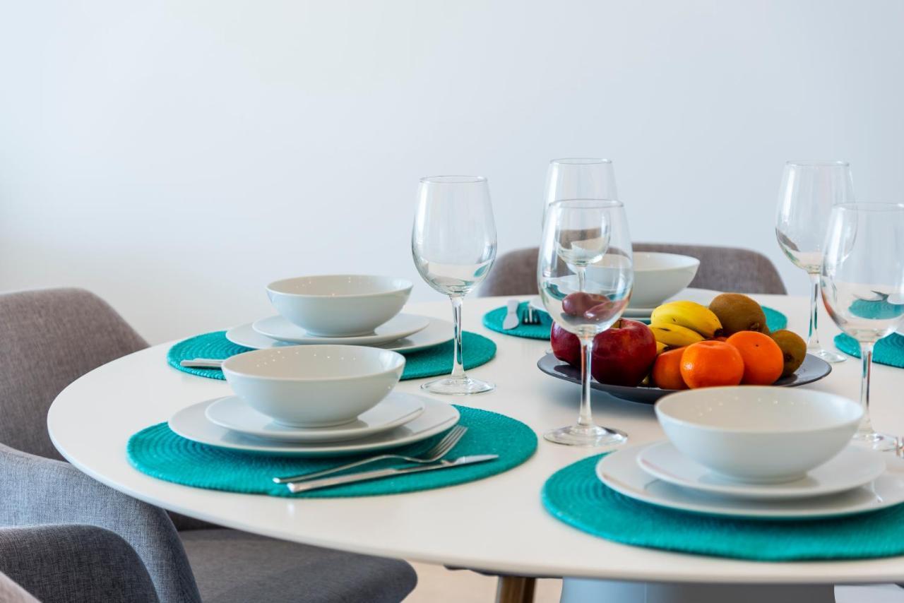 New Luxury First Line Sea View Apartment Palm-mar