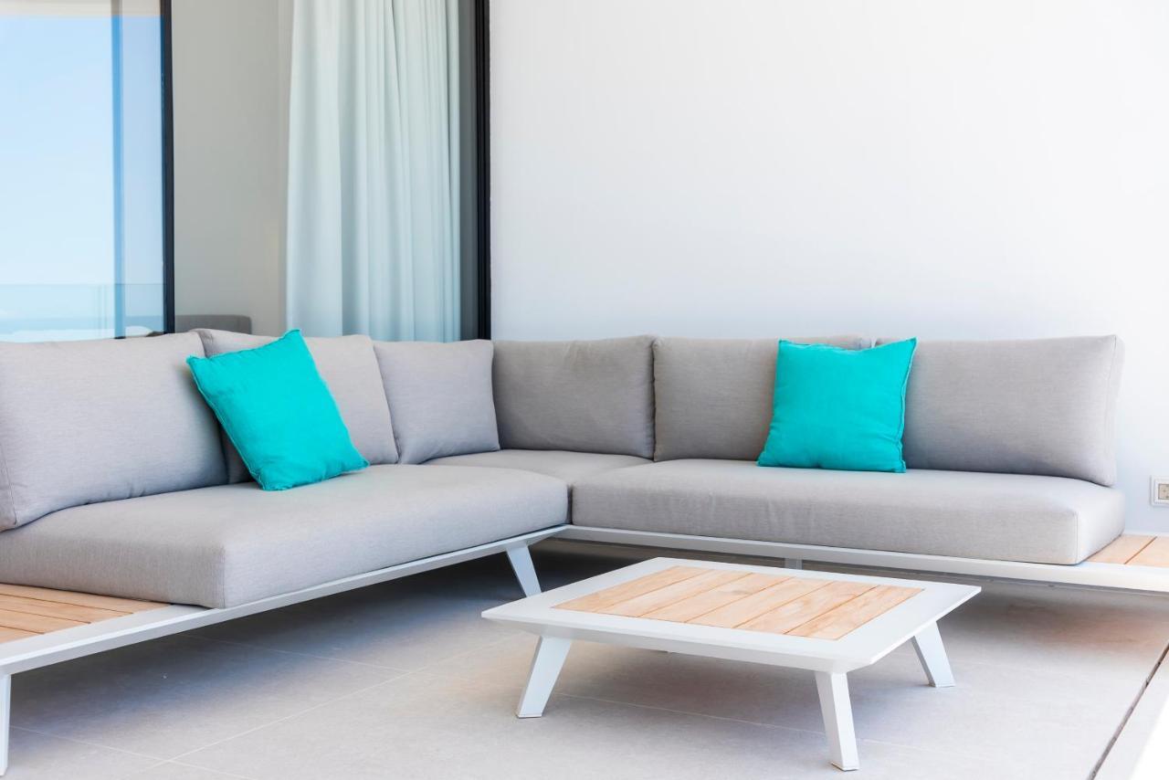 New Luxury First Line Sea View Apartment Palm-mar