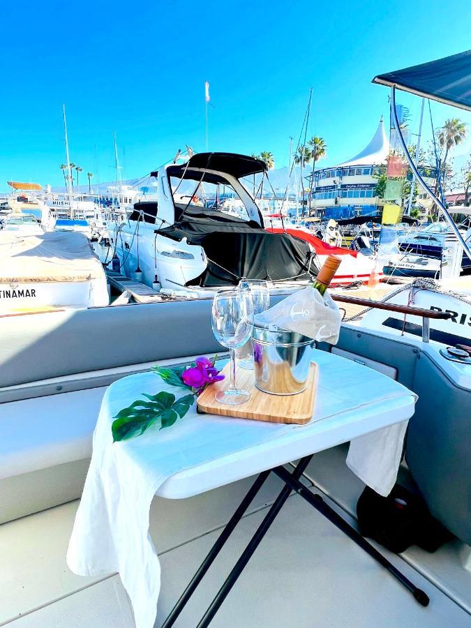 Bateau-hôtel Barco Sihnny - Puerto Colon *