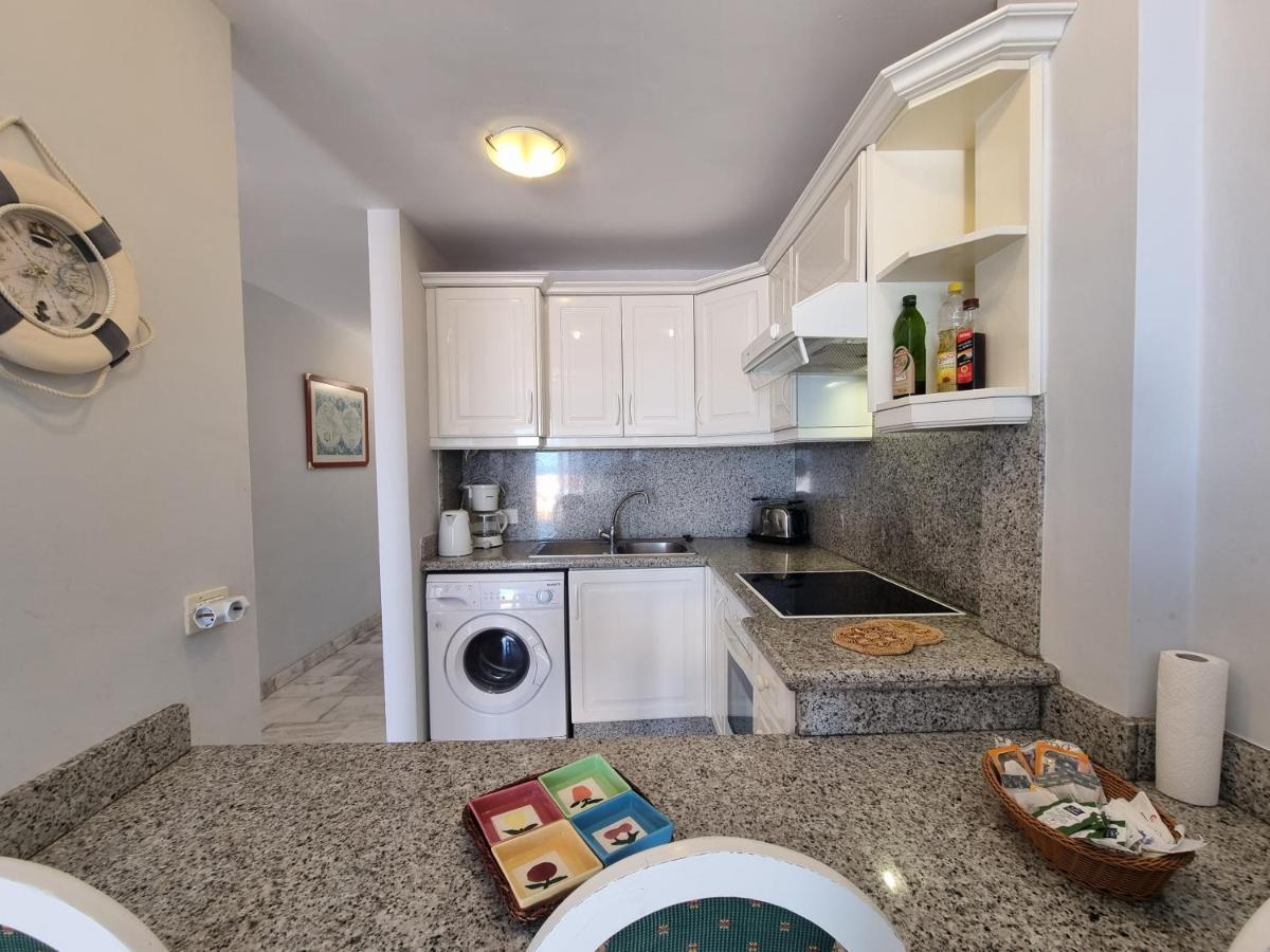Enjoy Holiday-wonderful Views Apartment