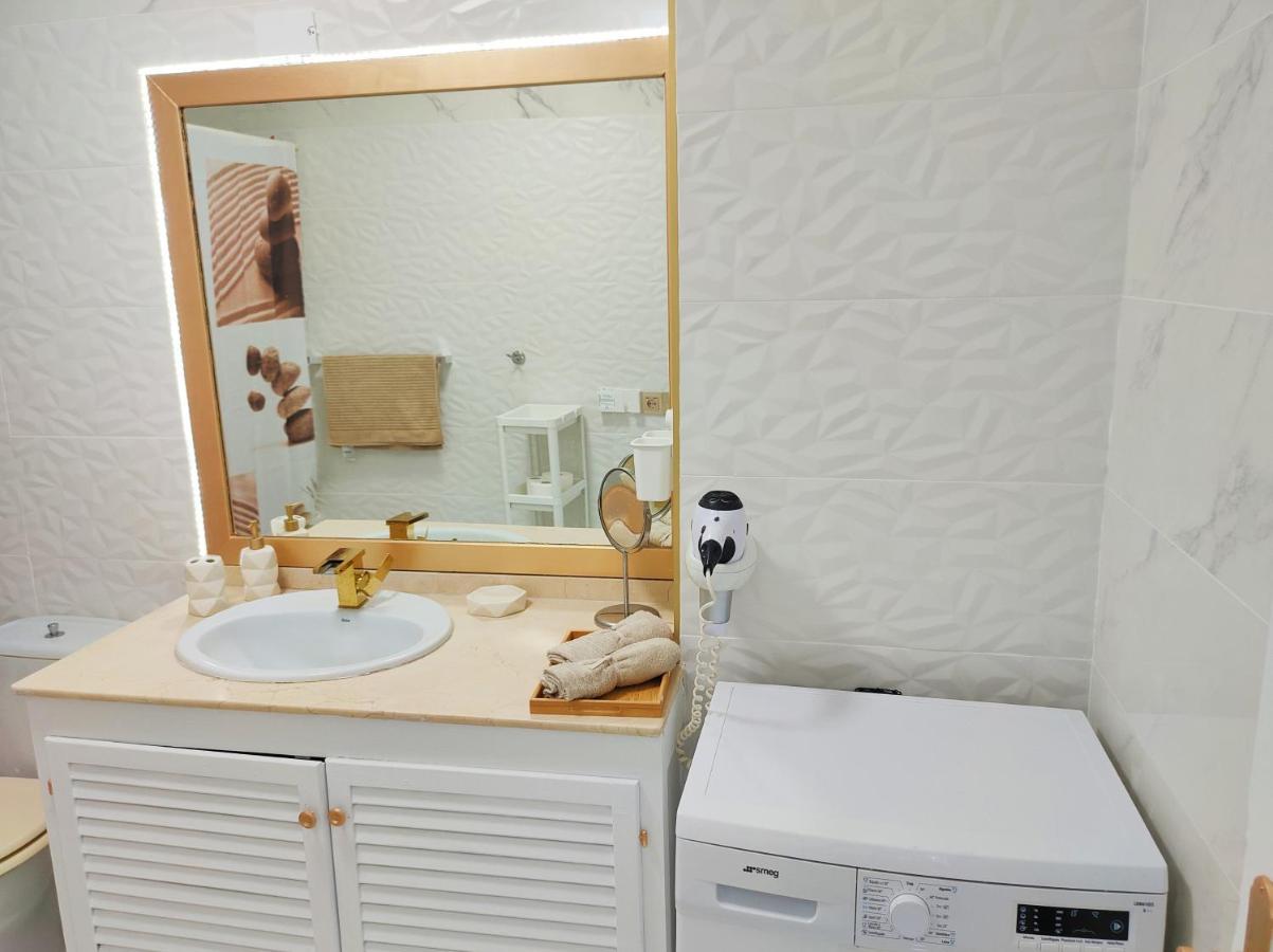 Albatros Park Amarilla Golf Piscina Climatizada, Wifi Apartment *