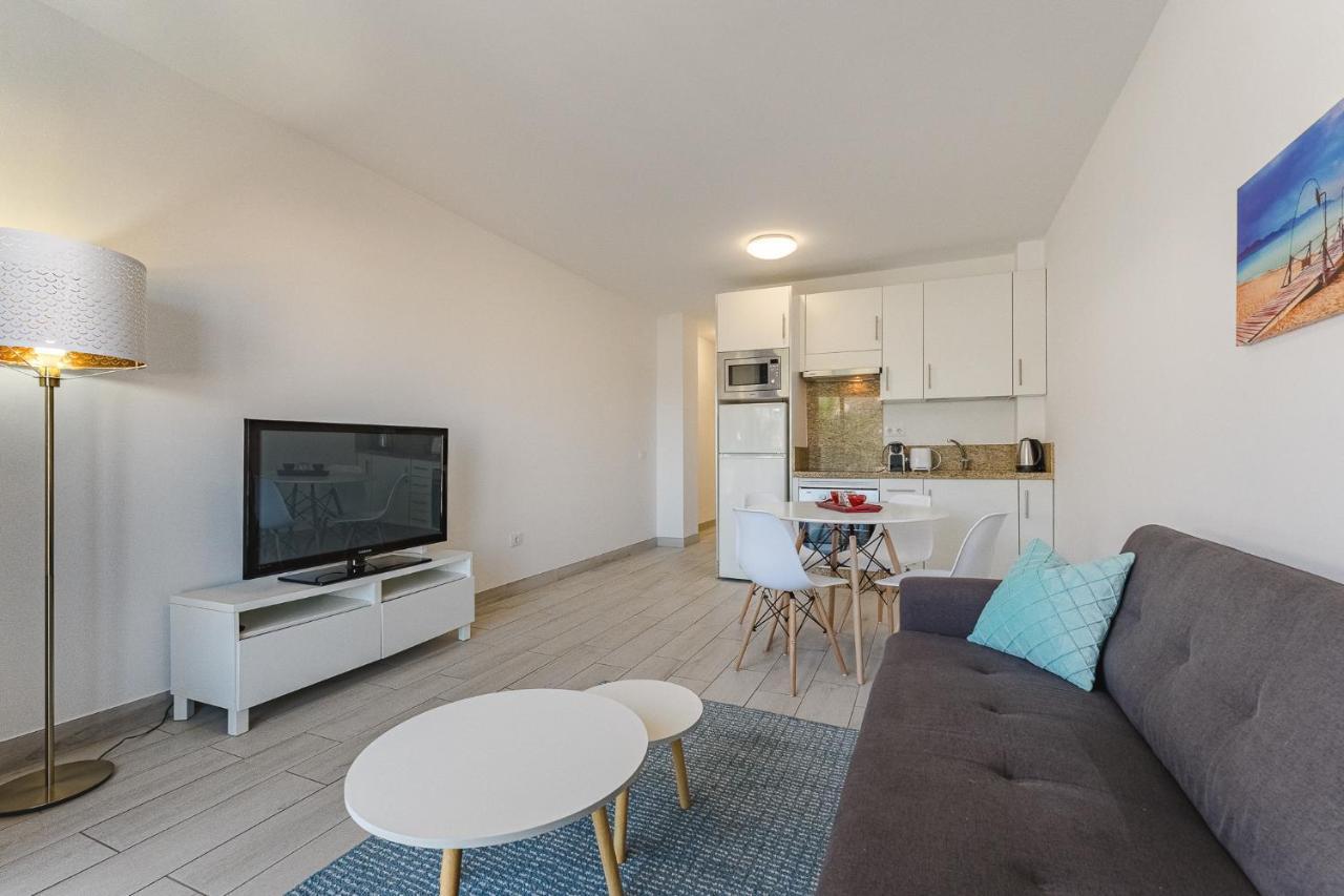 Appartement 303. Modern, Sunny Ifonche With Wifi Costa Adeje (Tenerife)