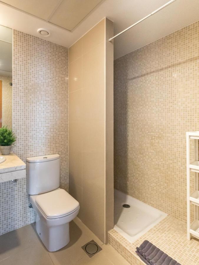Cruz Twin Towers: Shore & Seaside Views Apartamento