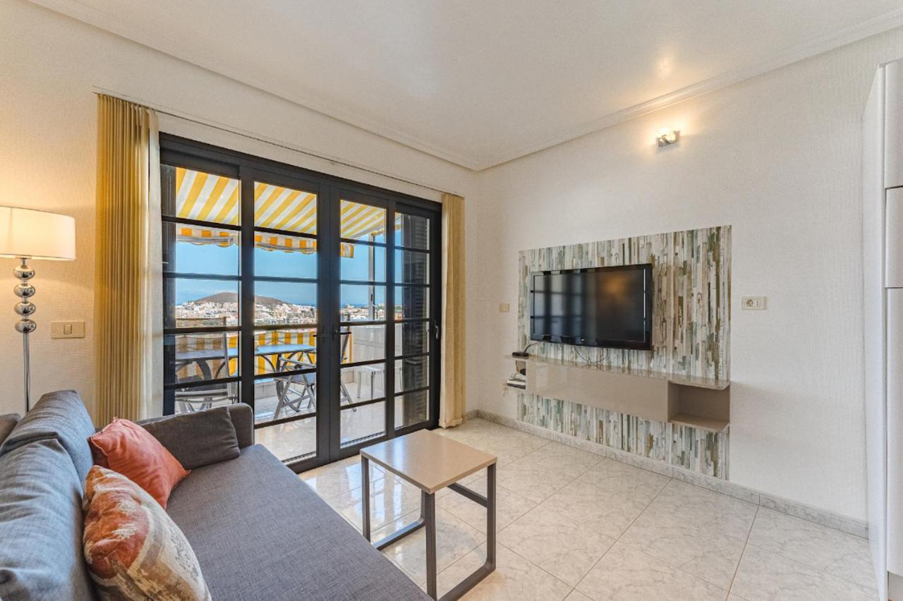 Blue Yellow Paradise, Ocean View Apartamento *