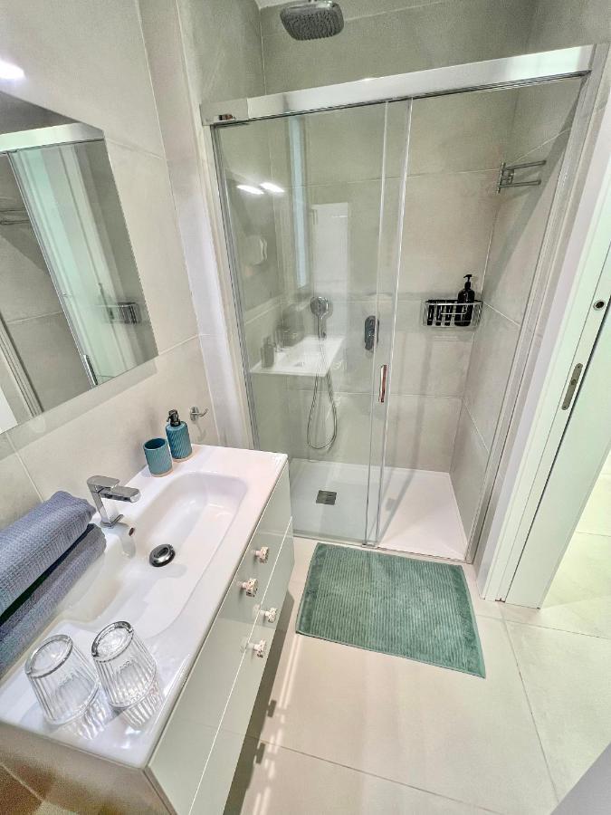 A Brand New 60m From The Ocean :) Apartment El Medano (Tenerife)