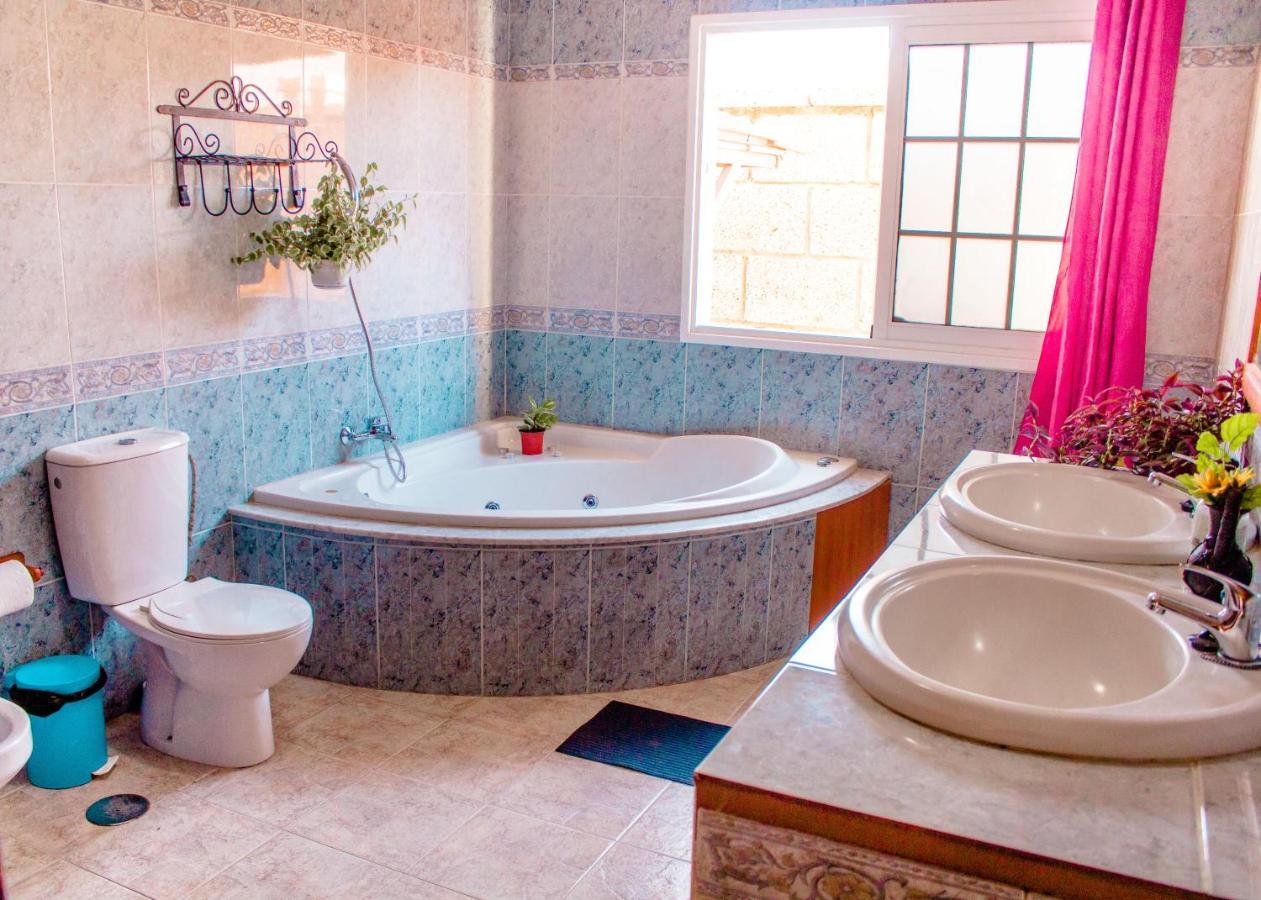 Platanito House Villa *