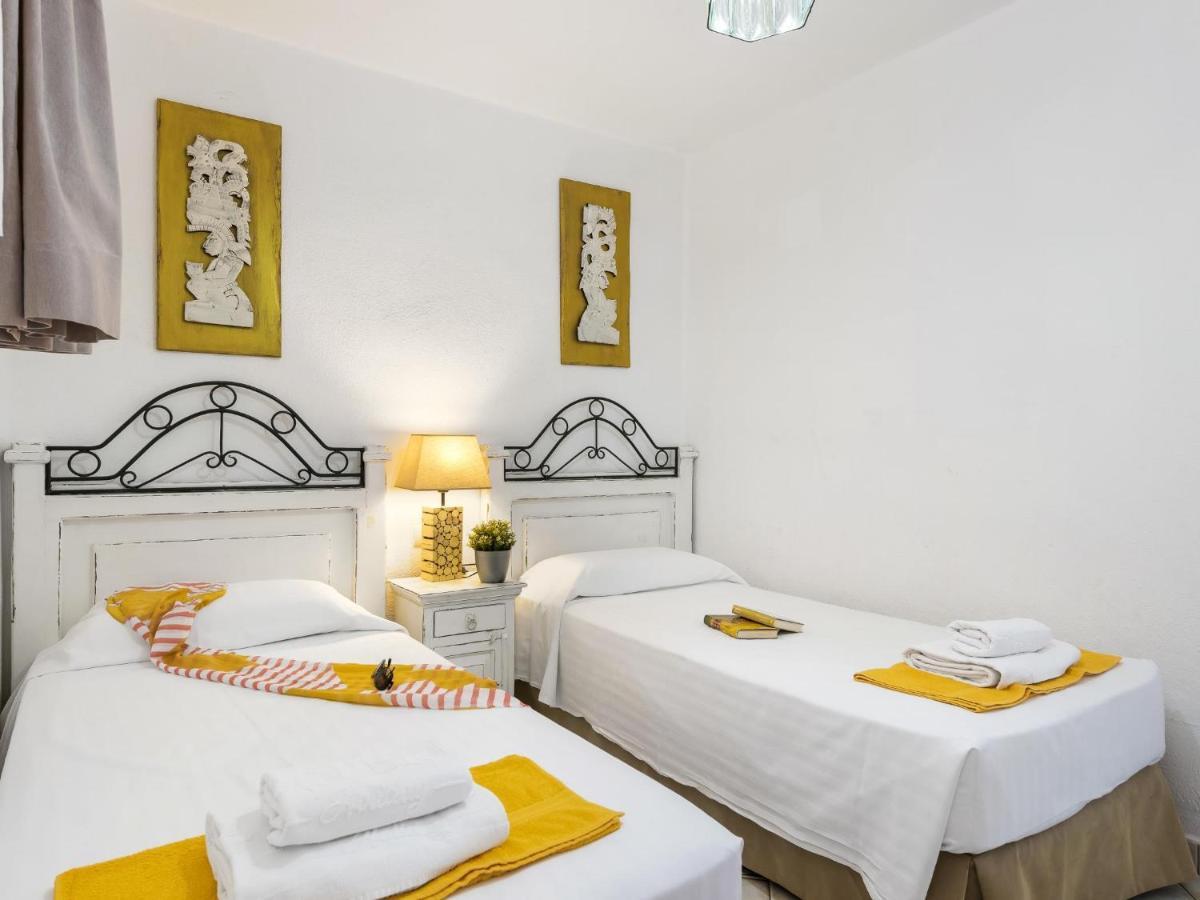 231 Parque Santiago 2 Bedroom 2 Bathroom, Wifi * Playa de las Américas